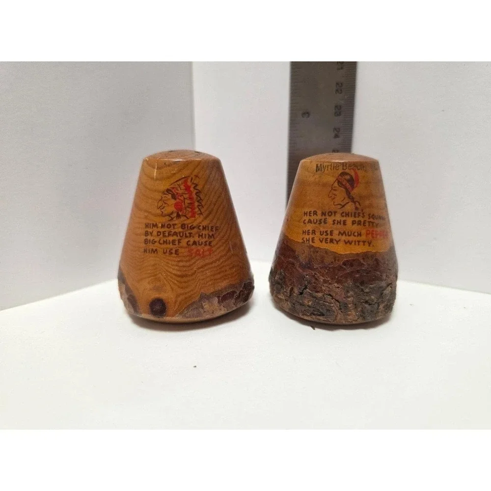 vintage 1950s live-edge‎ wooden souvenir salt and pepper shakers Native American